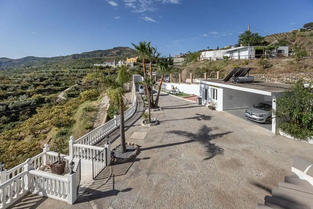 Vista exterior de Casa o chalet en venta en Ítrabo con Calefacción, Jardín privado y Terraza
