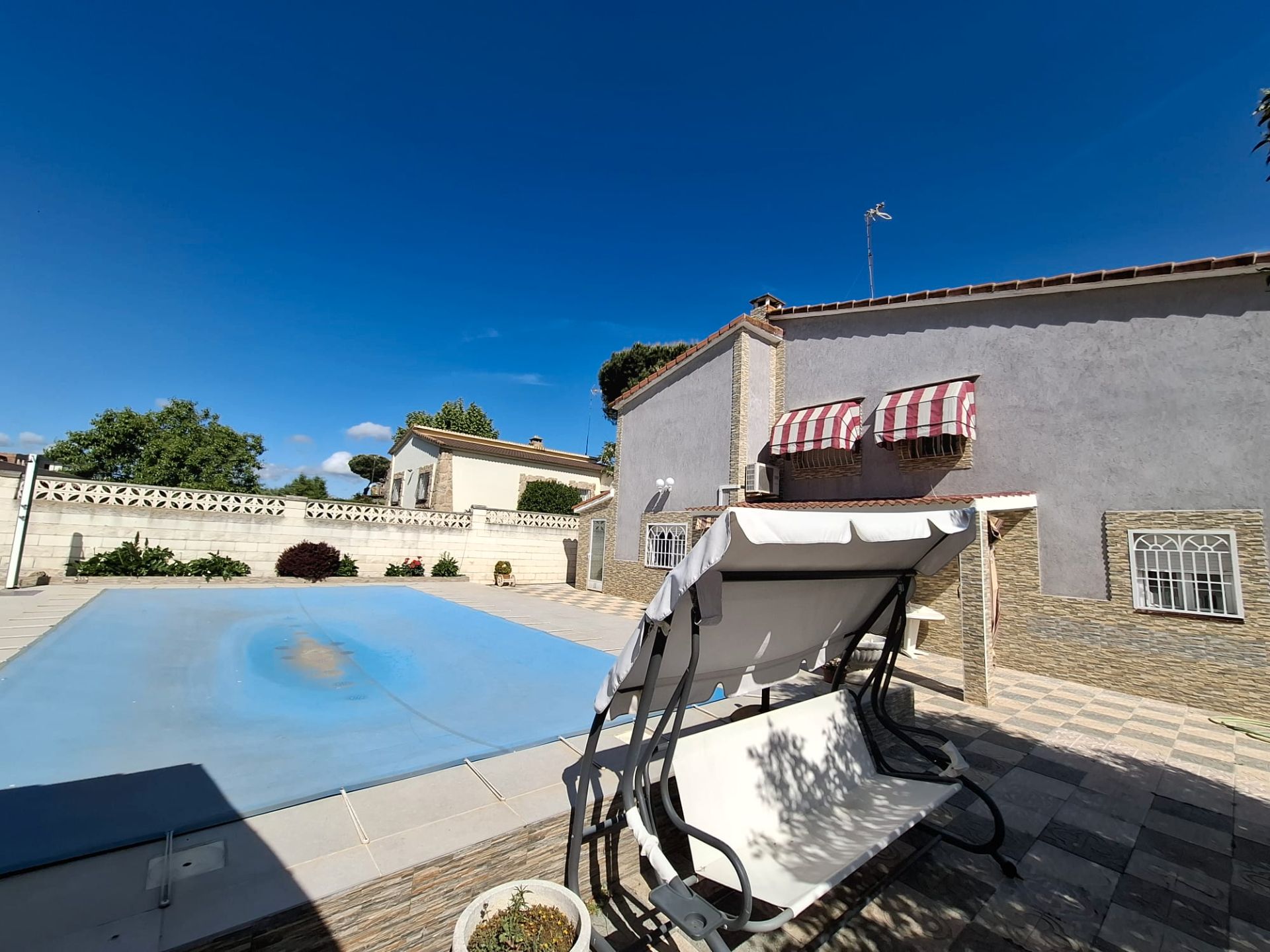 Piscina de Casa o xalet en venda en El Álamo amb Calefacció, Jardí privat i Terrassa