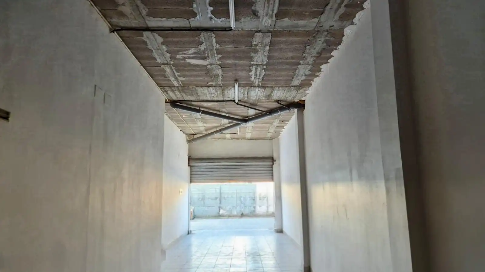 Gewerbefläche zum Verkauf in Calle PUCHA LA