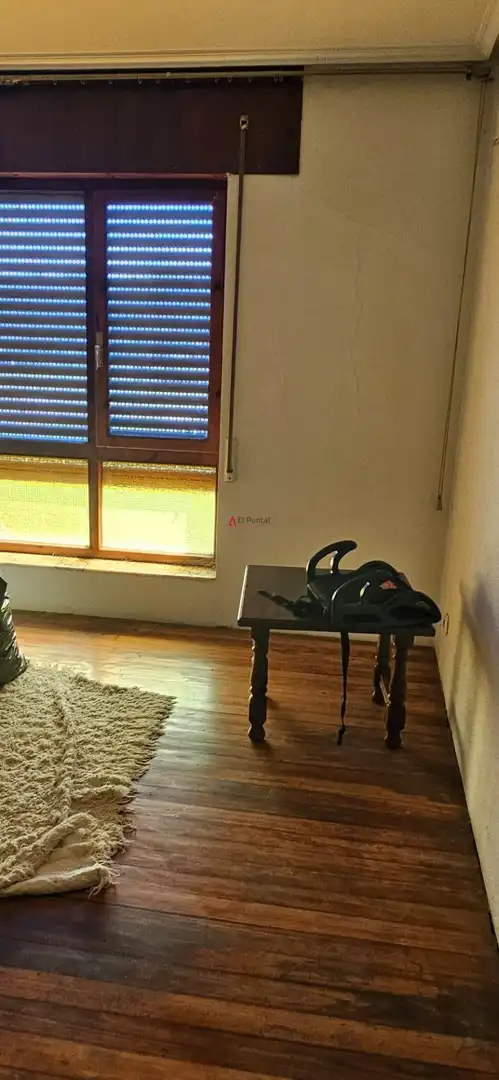 Casa rústica amb terrassa en venda a Voto, imagen 73