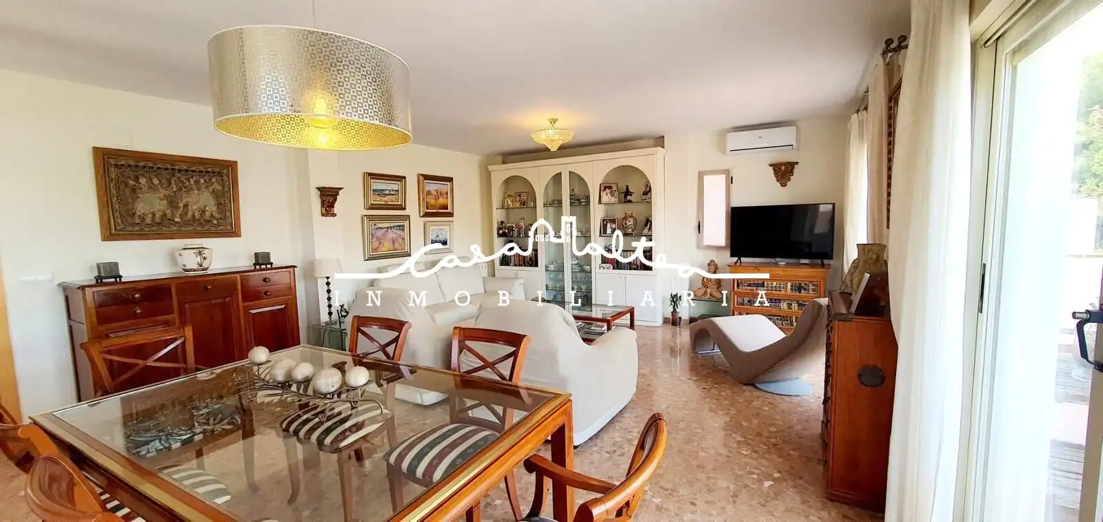 Sala de estar de Casa o chalet en venta en L'Alfàs del Pi con Aire acondicionado, Jardín privado y Terraza