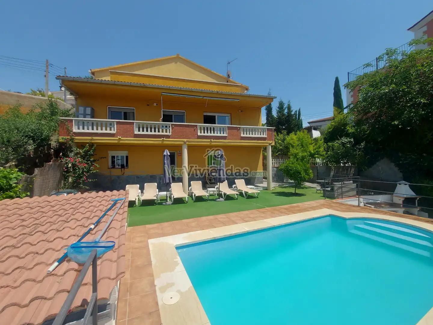 Vista exterior de Casa o xalet en venda en Olivella amb Calefacció, Jardí privat i Parquet