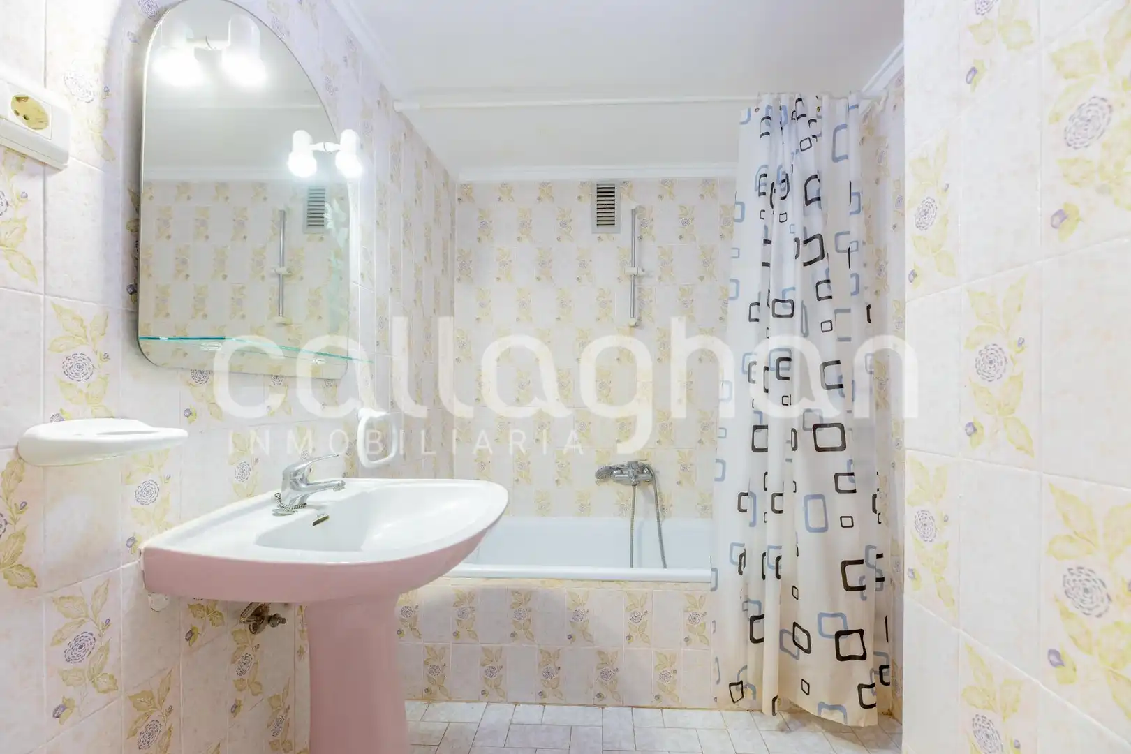 Flat with terrace for sale in Avenida de Mota, imagen 28