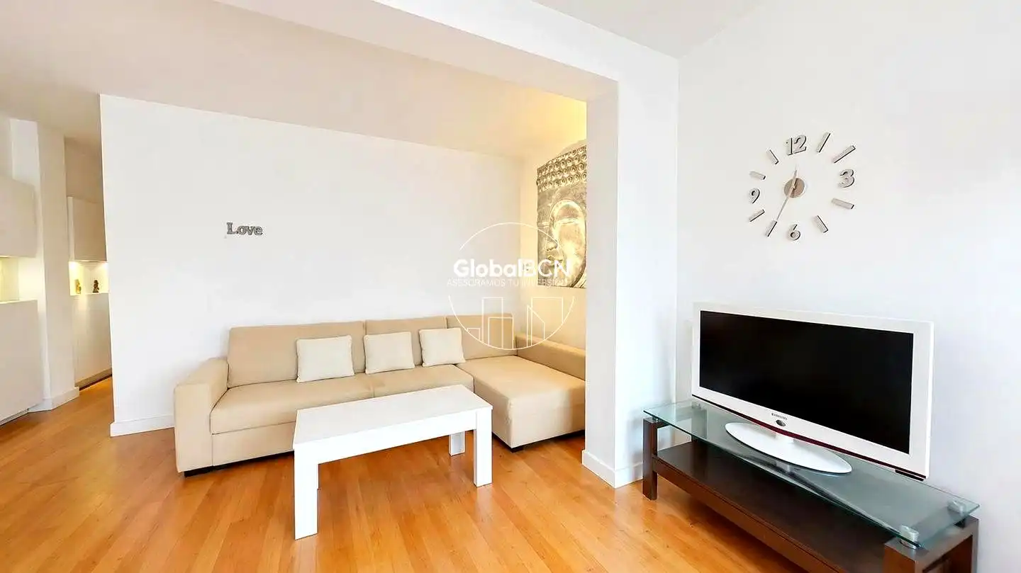 Wohnzimmer von Erdgeschoss zum Verkauf in Cornellà de Llobregat mit Heizung, Parkett und Balkon