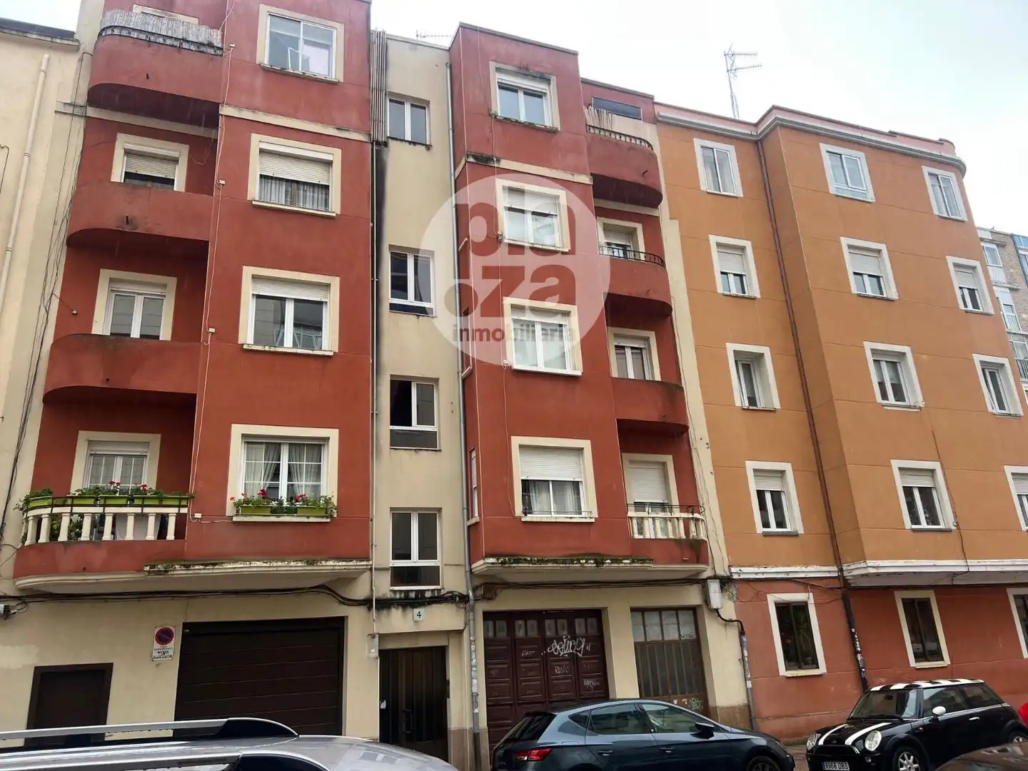 Exterior view of Flat for rent in Burgos Capital  with Heating and Furnished