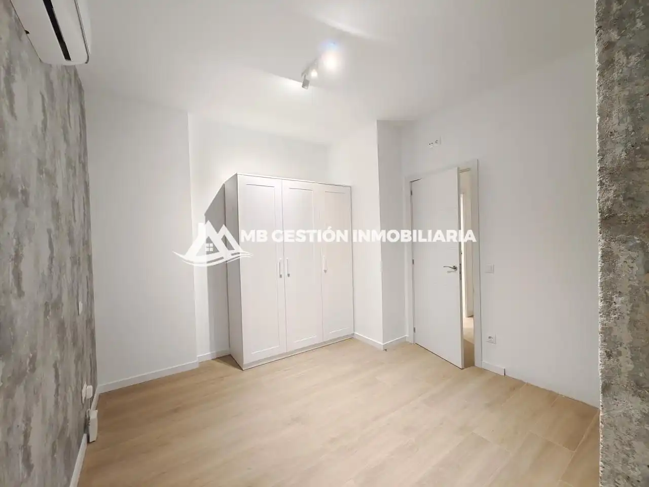 Habitación de Planta baja en venta en Getafe con Aire acondicionado y Calefacción
