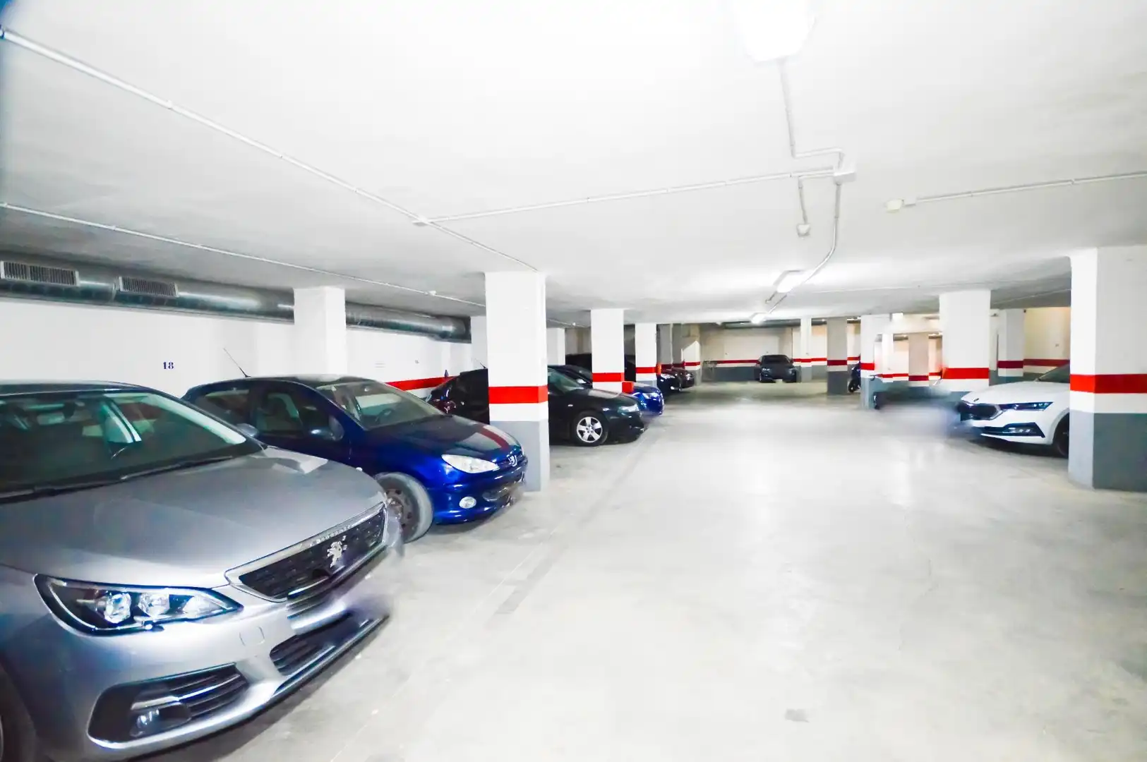 Parkplatz von Dachboden zum Verkauf in Viator mit Klimaanlage, Heizung und Terrasse
