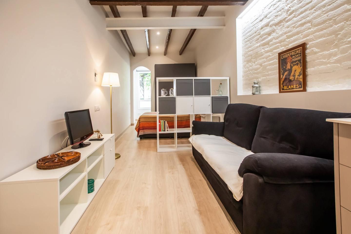 Planta baja to rent in Carrer de Galileu, Barri de les Corts
