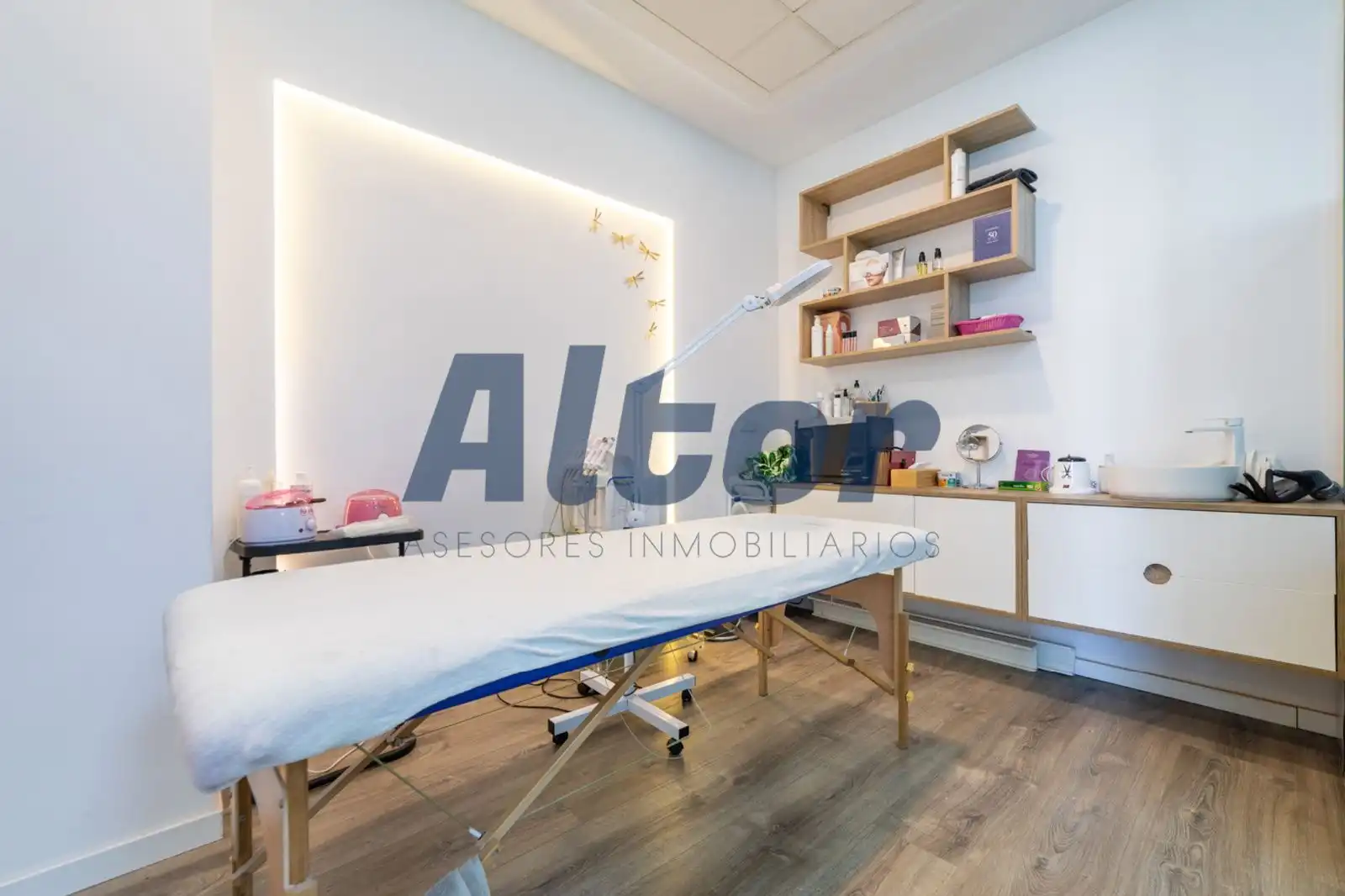 Habitación de Local en venta en Getafe con Aire acondicionado, Amueblado y Internet