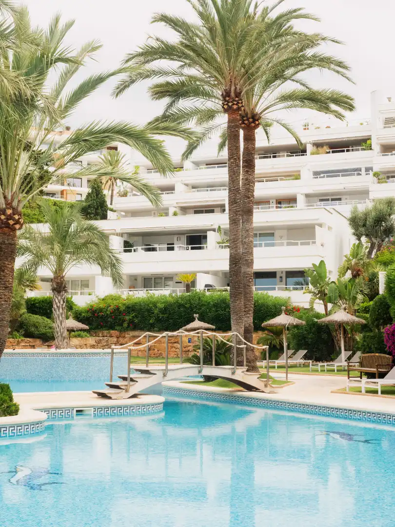 Vista exterior de Apartamento en venta en Calvià con Aire acondicionado, Terraza y Piscina