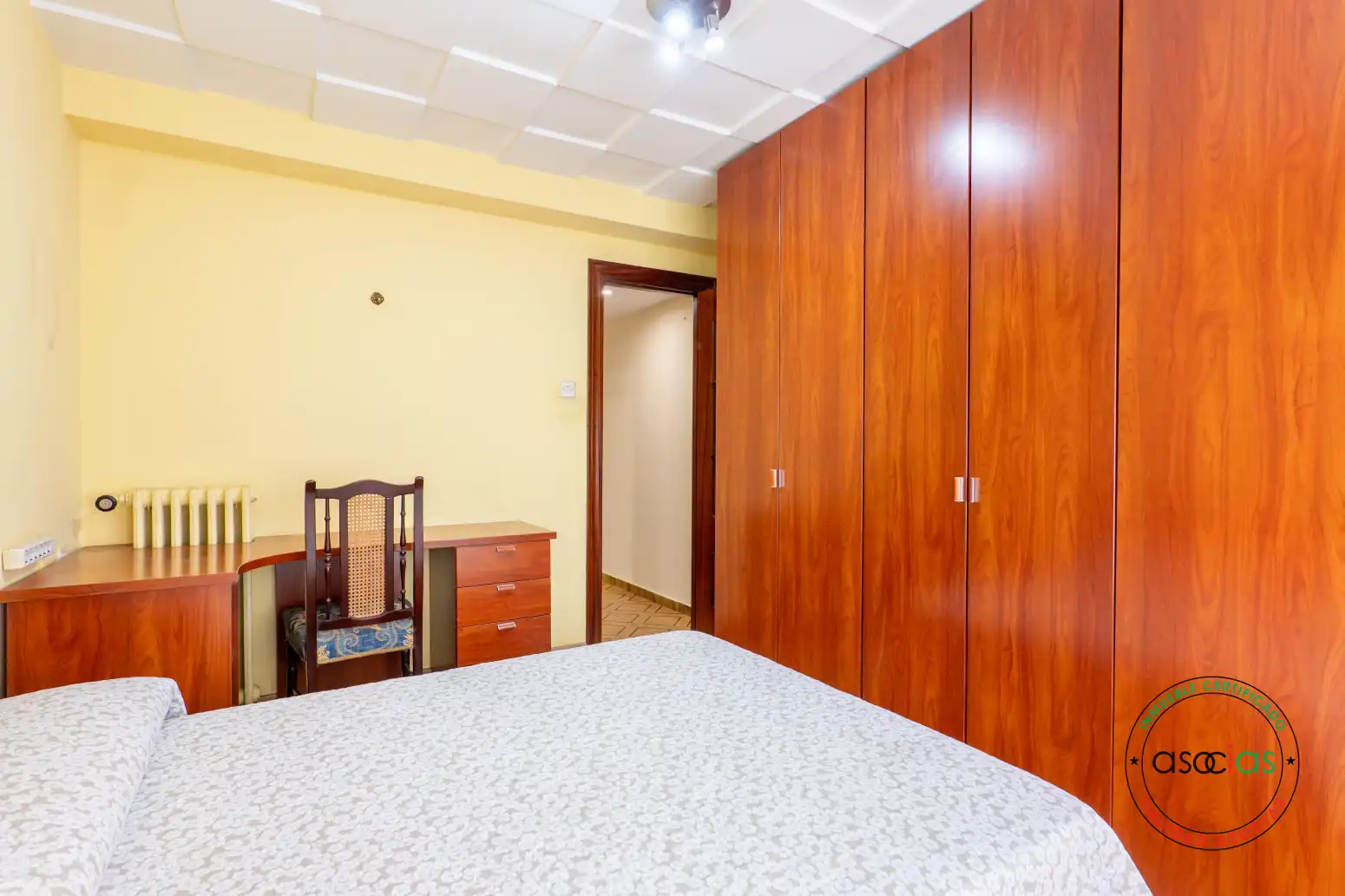 Habitación de Piso en venta en Gijón  con Calefacción y Trastero