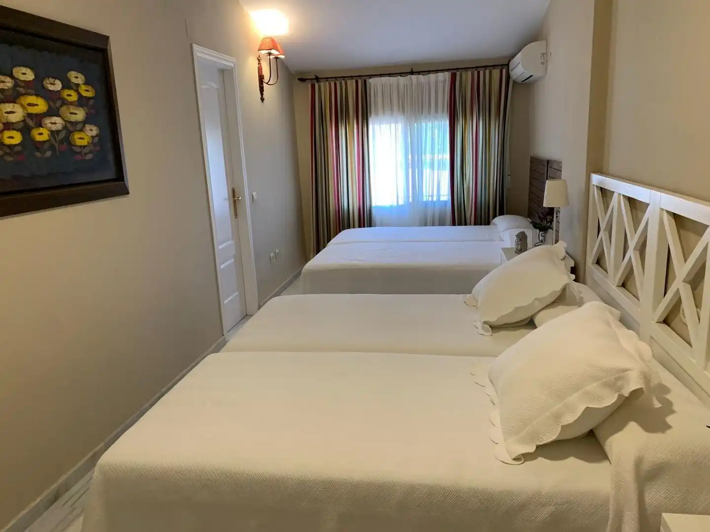 Habitación de Casa adosada en venta en Córdoba con Aire acondicionado, Jardín privado y Terraza