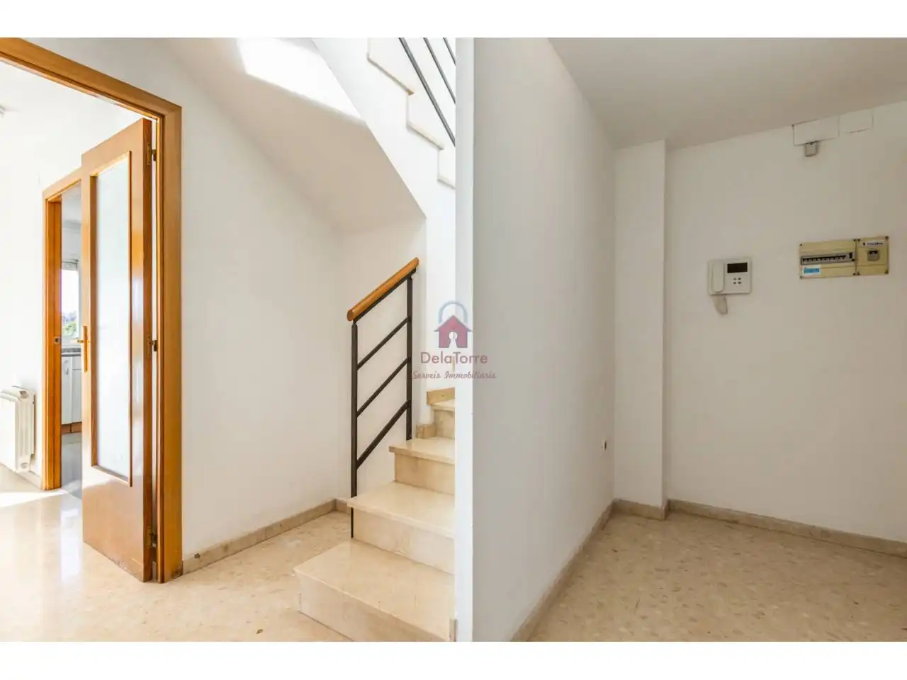 Attic for sale in Llevant