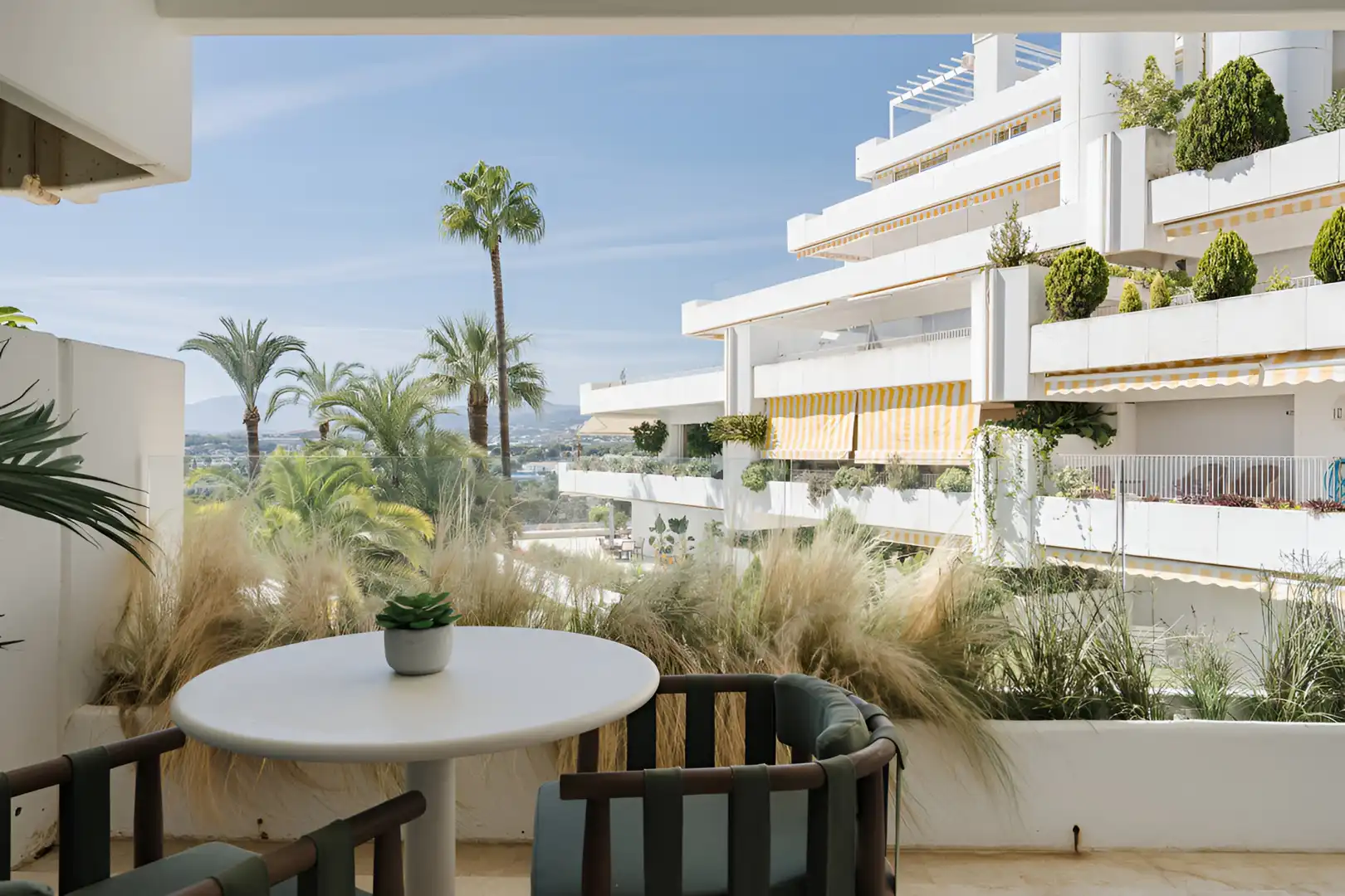 Apartamento con balcón en venta en Milla de Oro, imagen 41