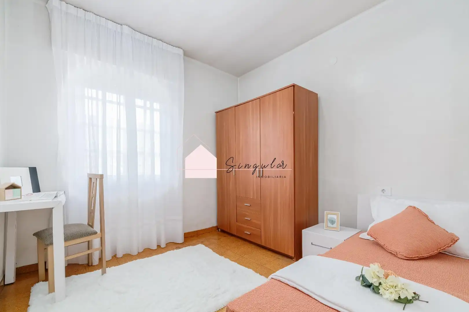 Schlafzimmer von Haus oder Chalet zum Verkauf in Vigo  mit Heizung, Privatgarten und Abstellraum