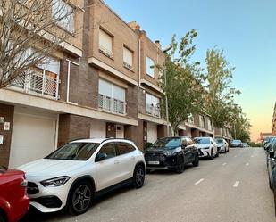 Außenansicht von Haus oder Chalet miete in Viladecans mit Klimaanlage, Heizung und Privatgarten