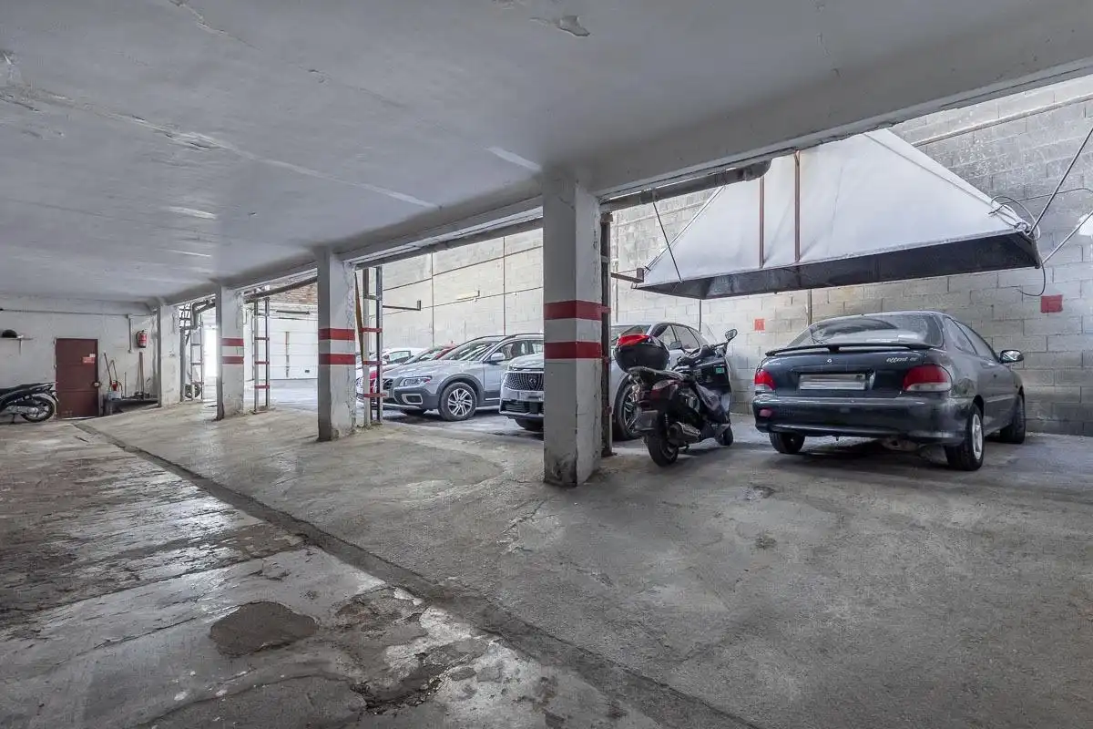 Parking de Residencial en venta en Granada