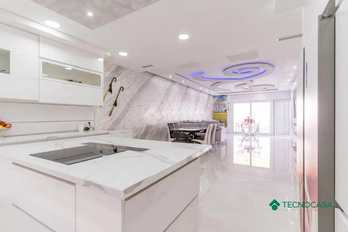 Cocina de Casa adosada en venta en Vícar con Aire acondicionado, Trastero y Piscina