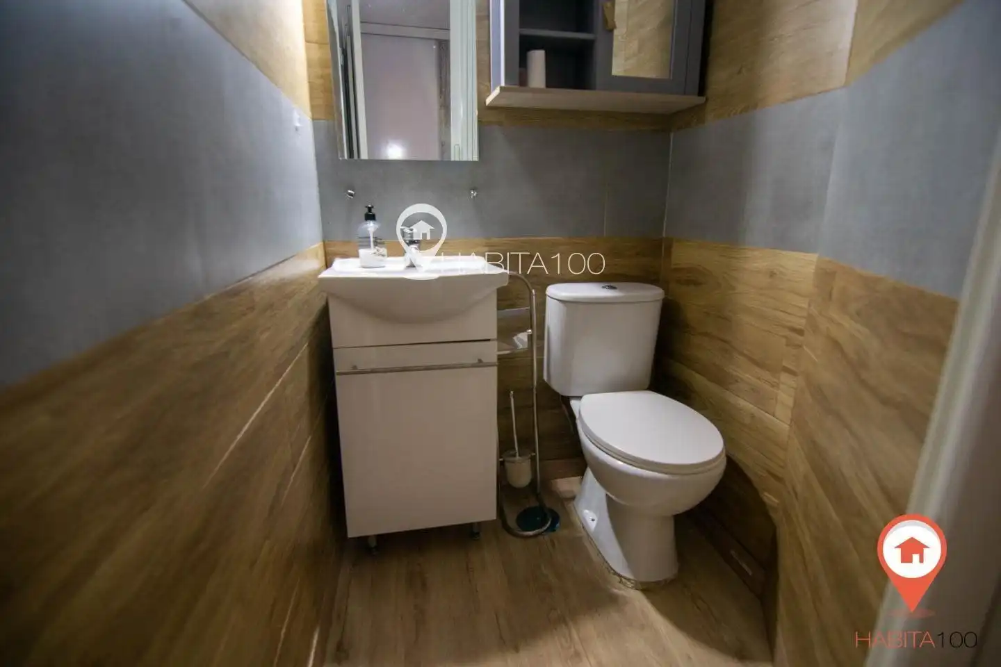 Badezimmer von Wohnung zum Verkauf in Cuenca mit Heizung und Möbliert
