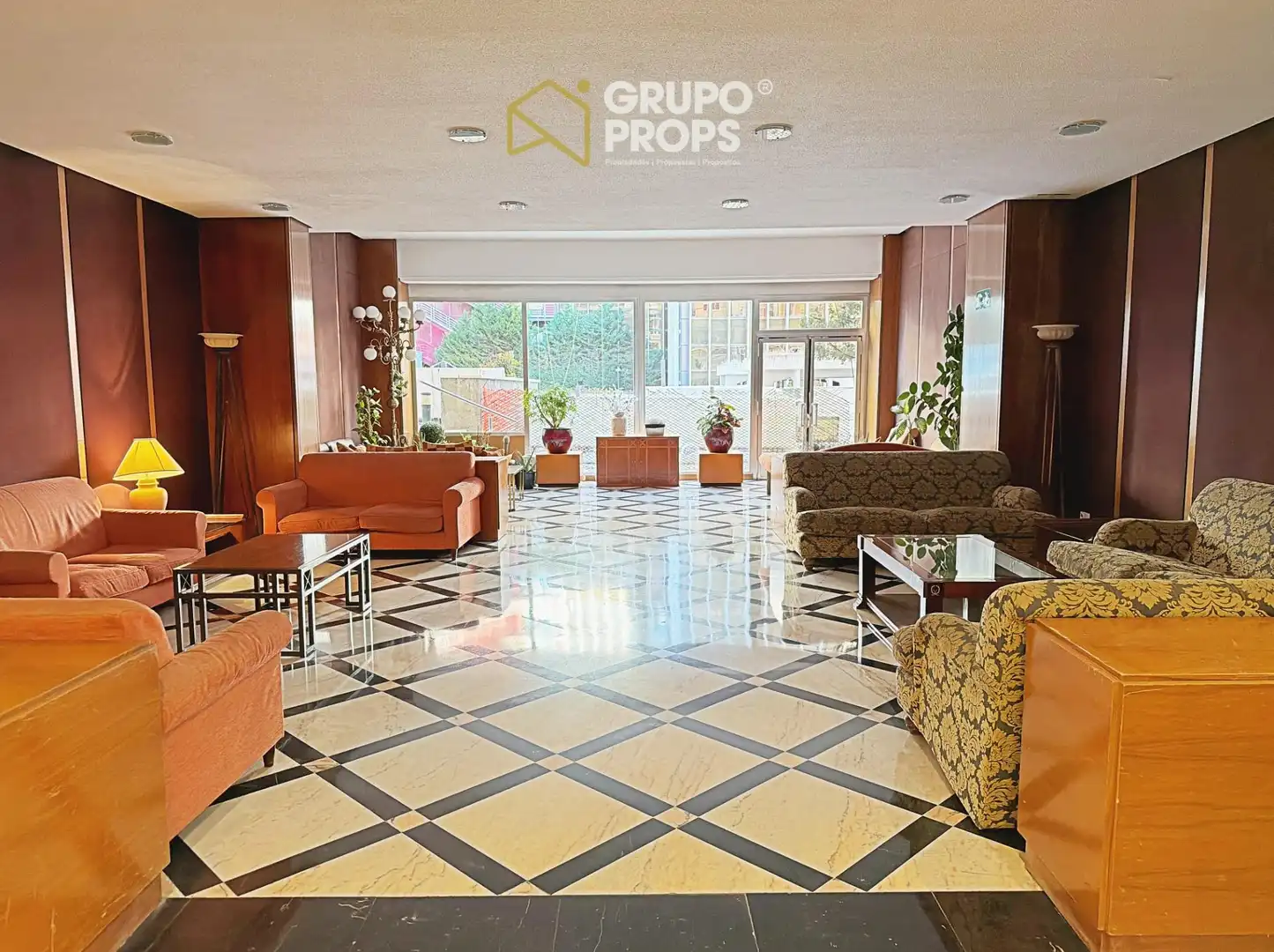 Apartamento en venta en Madrid con Calefacción y Balcón