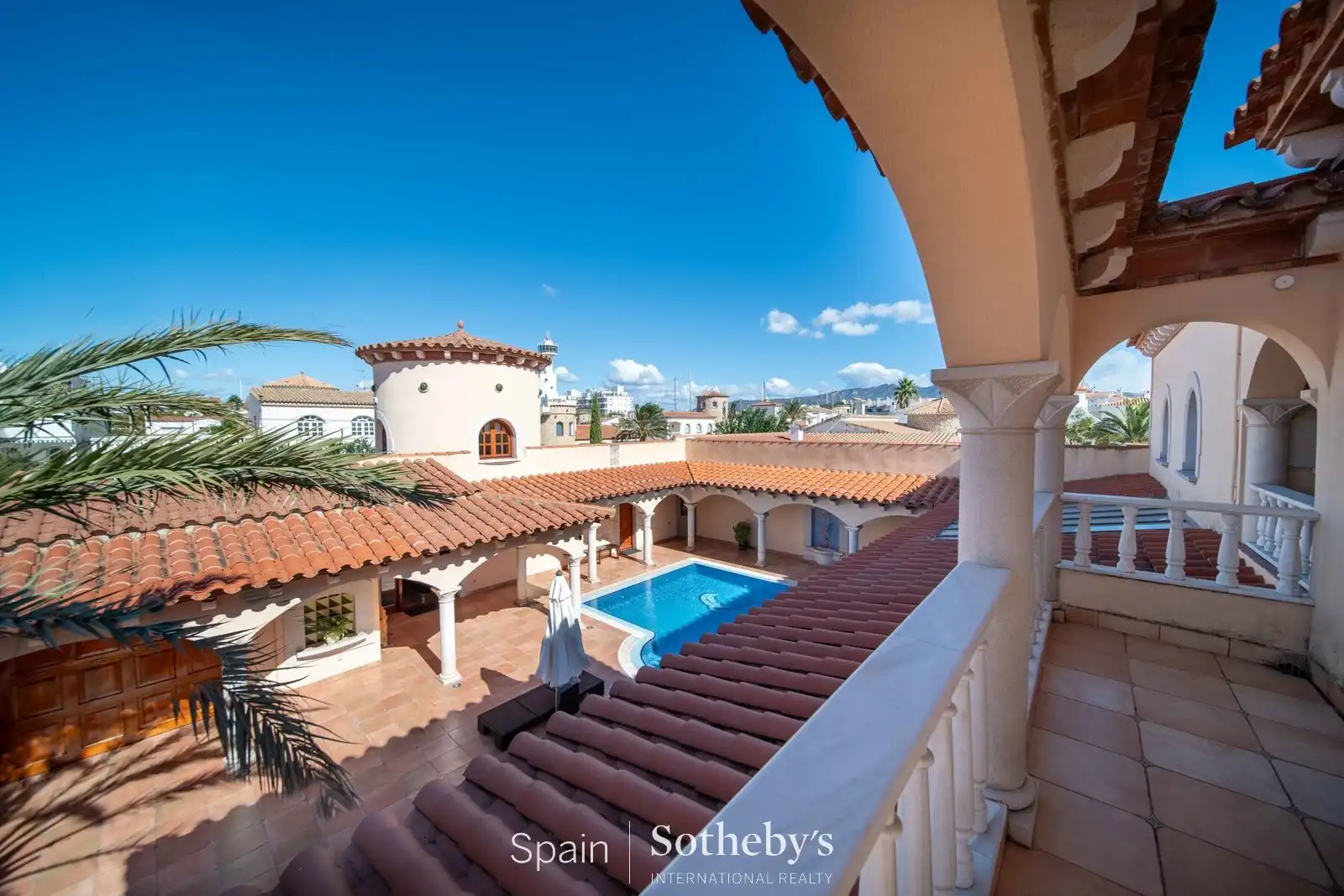 Terrace of Houses for sale in Empuriabrava  with Air Conditioner, Heating and Private garden