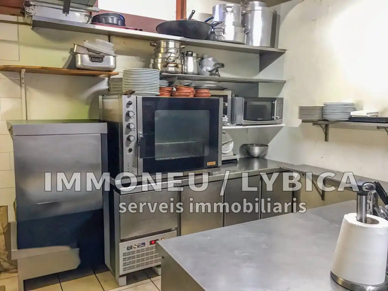 Cocina de Local en venta en Alp
