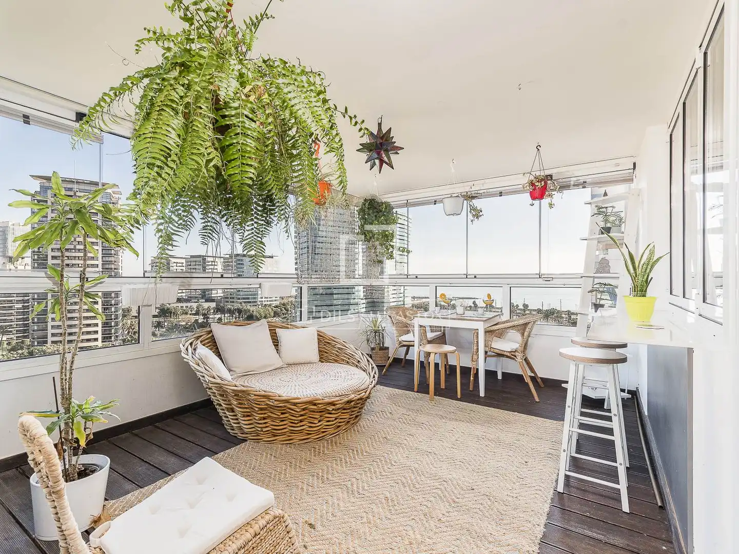 Terrasse von Wohnung zum Verkauf in Barcelona mit Klimaanlage, Heizung und Privatgarten
