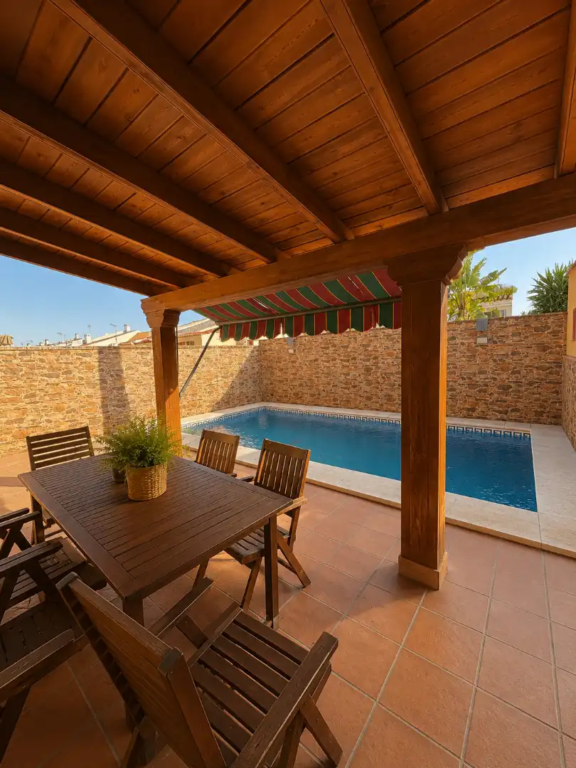 Terrassa de Casa adosada en venda en Bormujos amb Aire condicionat, Jardí privat i Terrassa