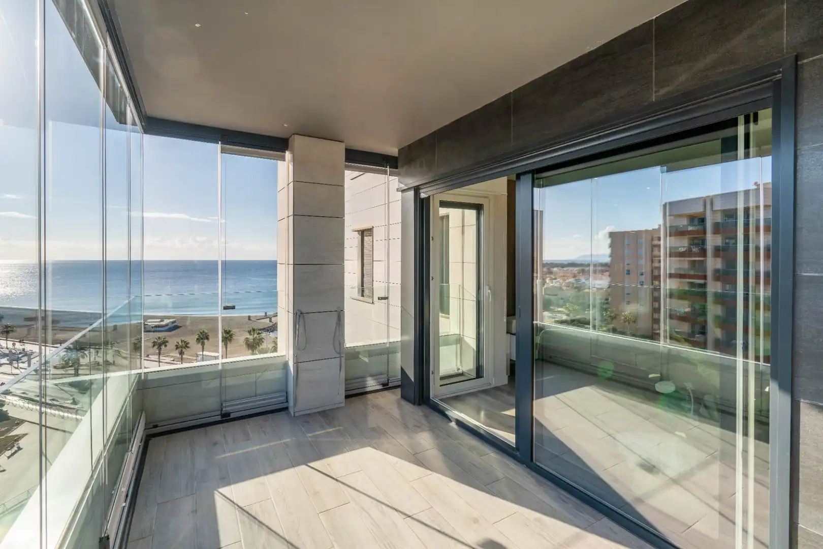 Terraza de Piso en venta en Almería con Aire acondicionado, Calefacción y Jardín privado