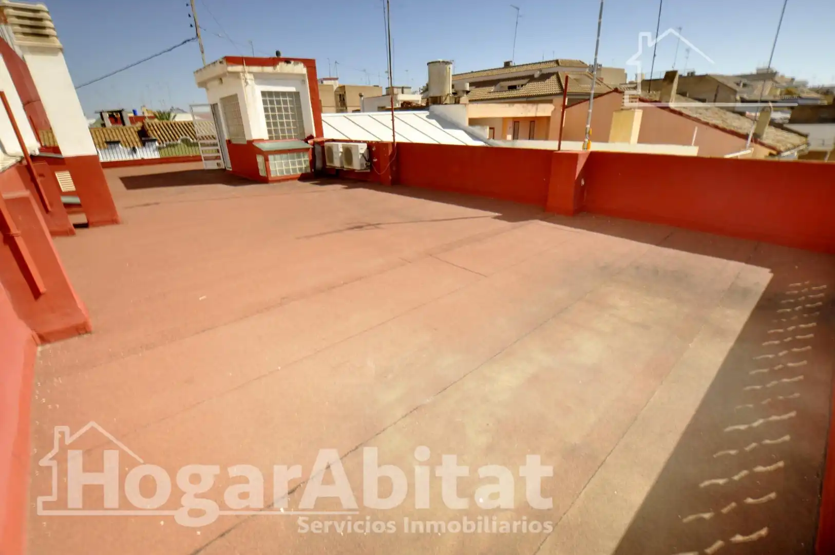 Vista exterior de Casa o chalet en venta en Catarroja con Aire acondicionado y Terraza