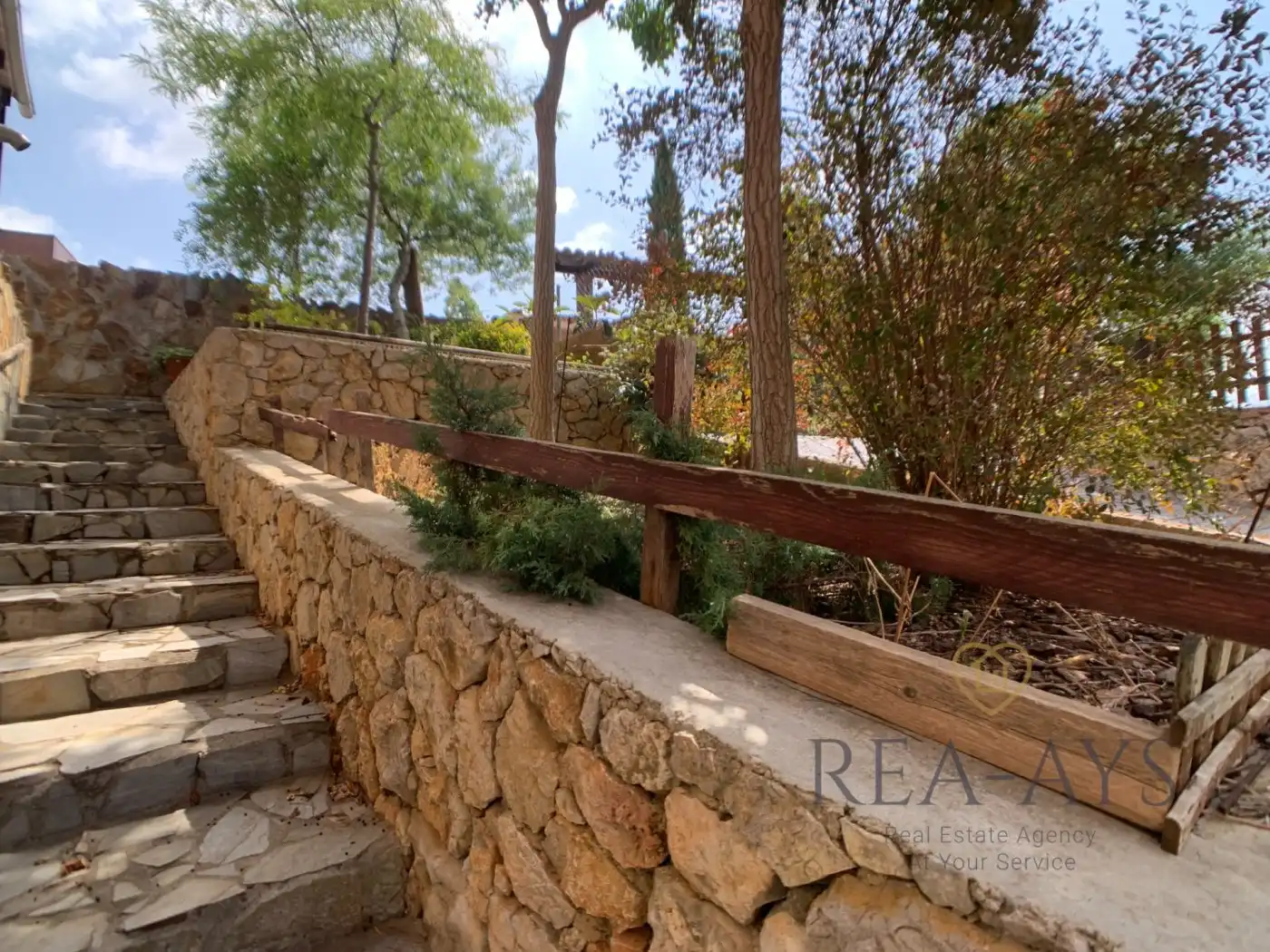 Jardí de Casa o xalet en venda en Olesa de Bonesvalls amb Jardí privat, Terrassa i Traster