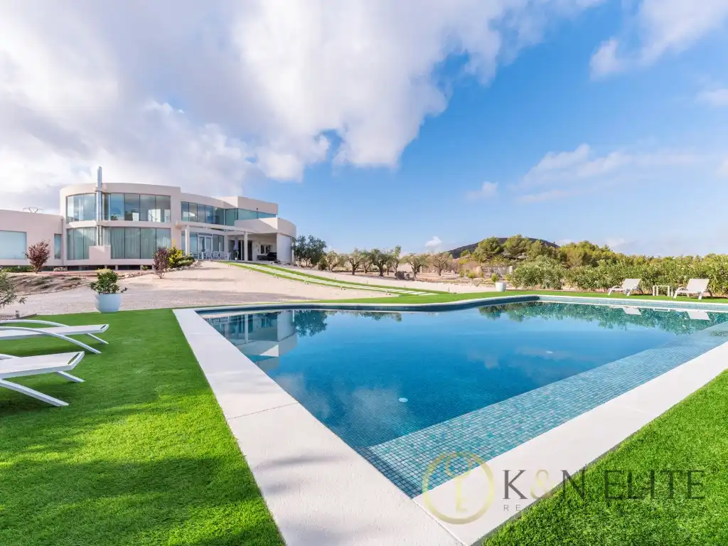 Exterior view of Houses for sale in Petrer  with Air Conditioner, Private garden and Swimming Pool