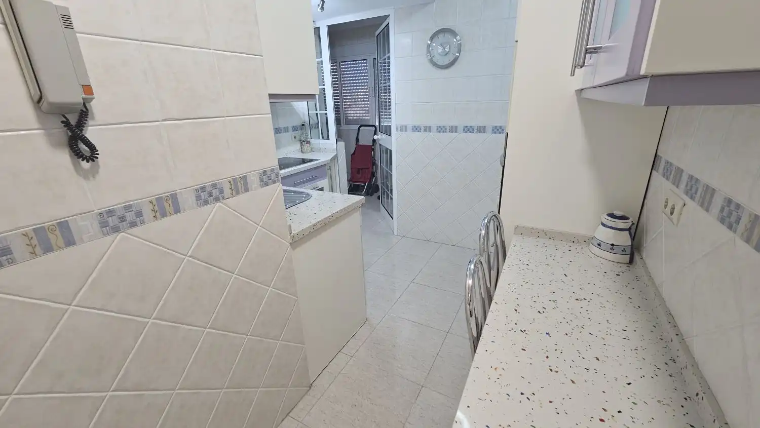 Piso de alquiler en santa maria de los reyes, Cruz Roja