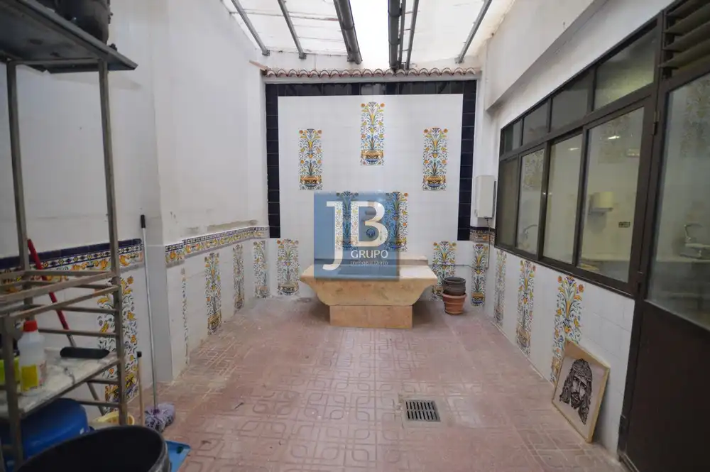 Local comercial en venda a Carrer de la Calderería, imagen 13
