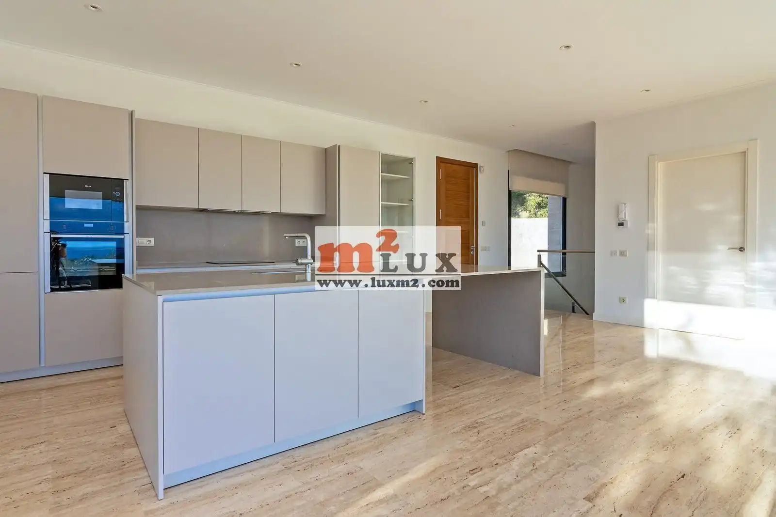 Haus mit Pool zum Verkauf in Carrer Margarida Xirgu 22, imagen 13