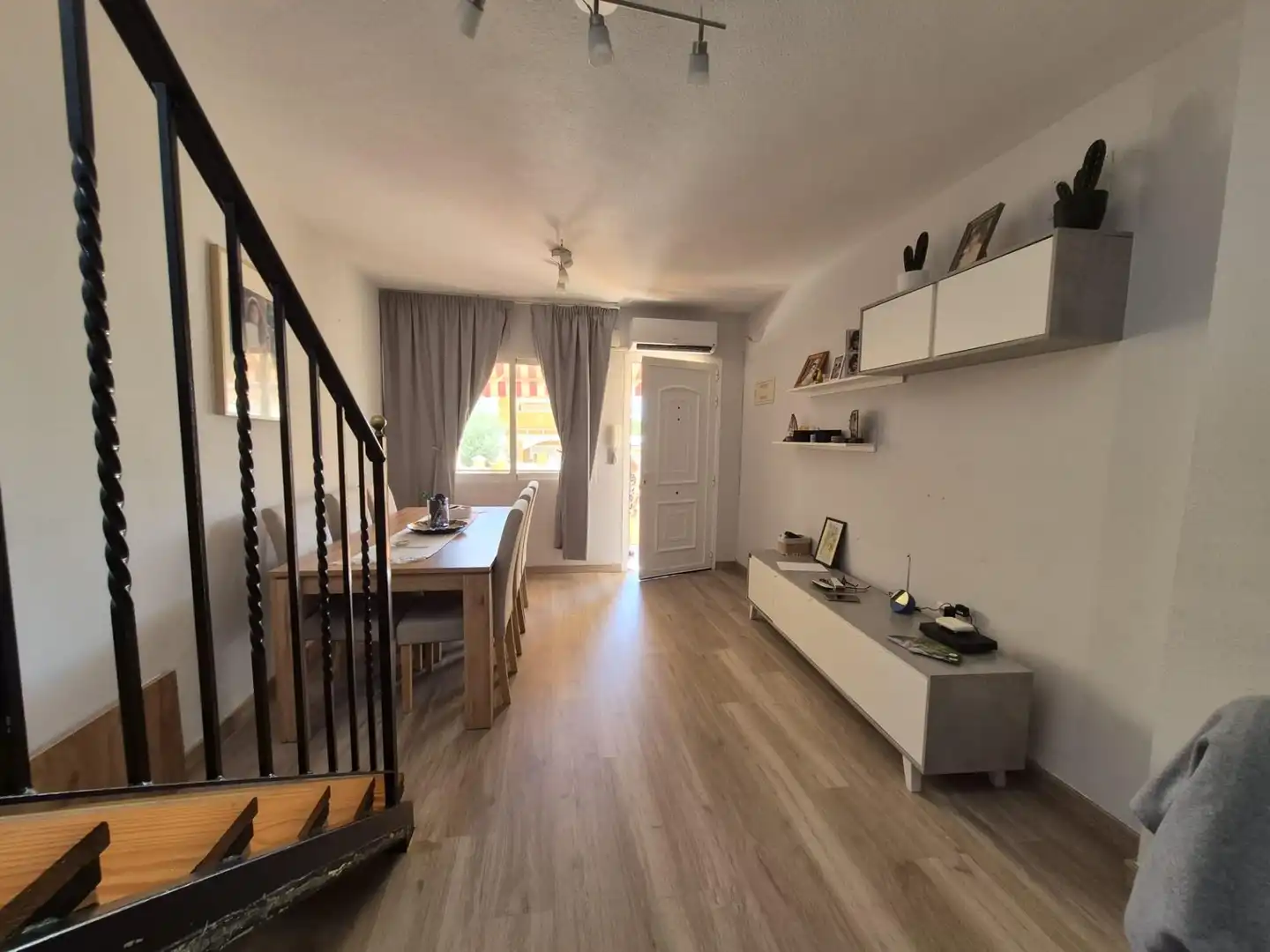 Casa o chalet en venta en La Nucia con Aire acondicionado, Terraza y Balcón