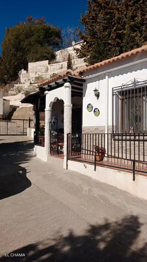 Planta baja en venta en Válor con Trastero
