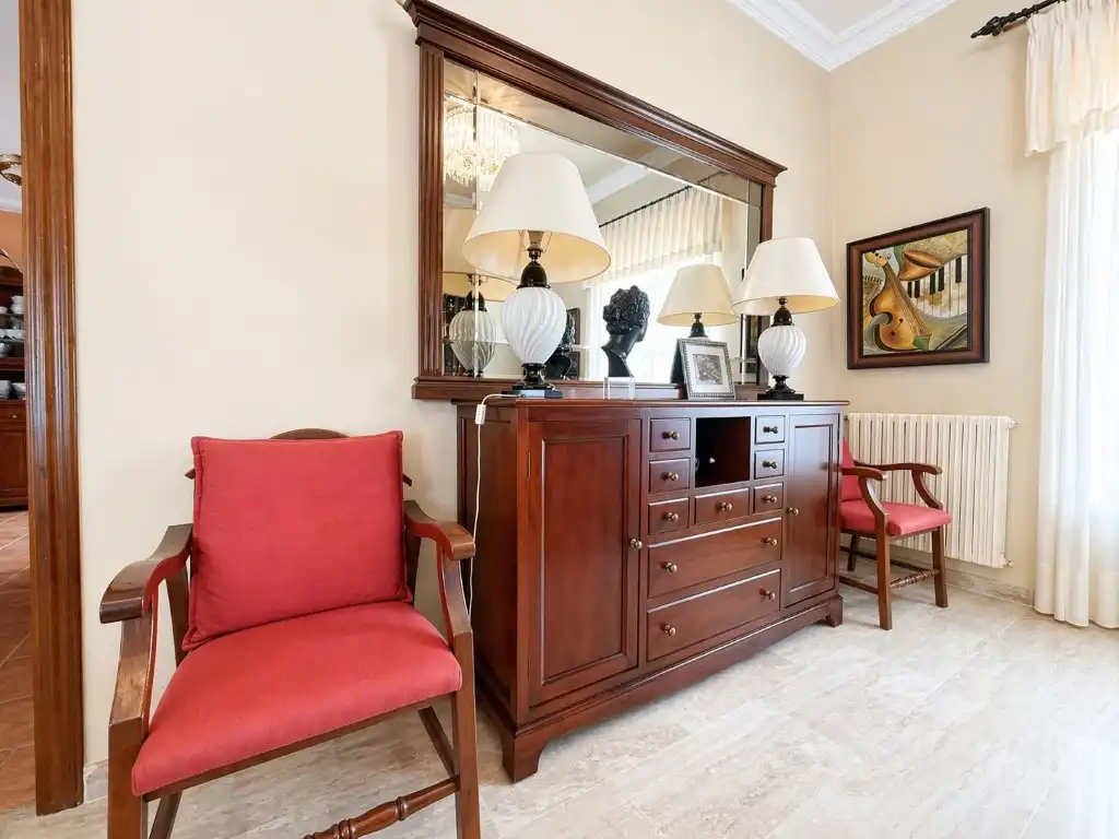 Sala d'estar de Casa o xalet en venda en Córdoba amb Jardí privat, Terrassa i Traster