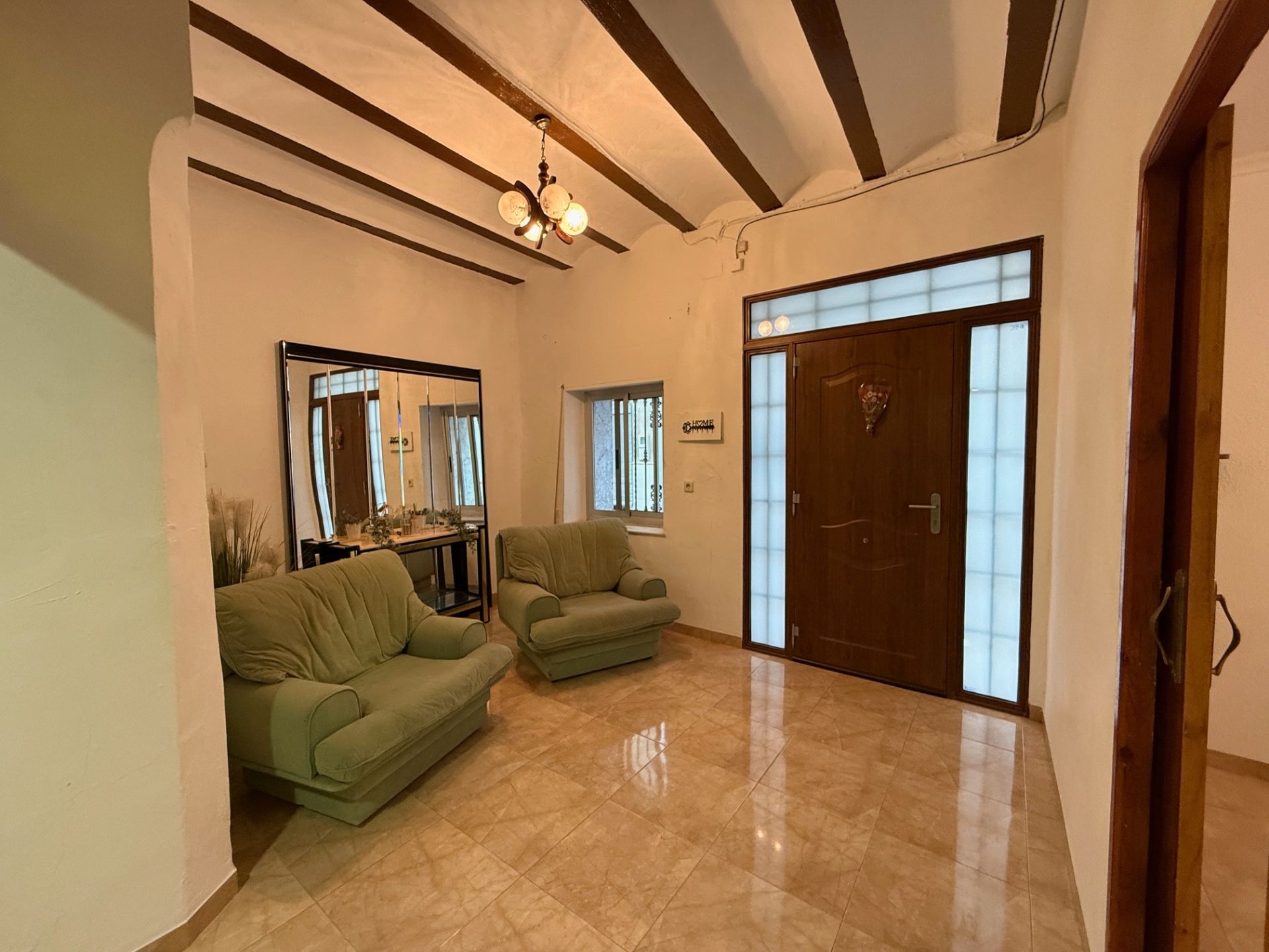 Casa adosada en venda en La Pobla del Duc amb Aire condicionat, Terrassa i Moblat