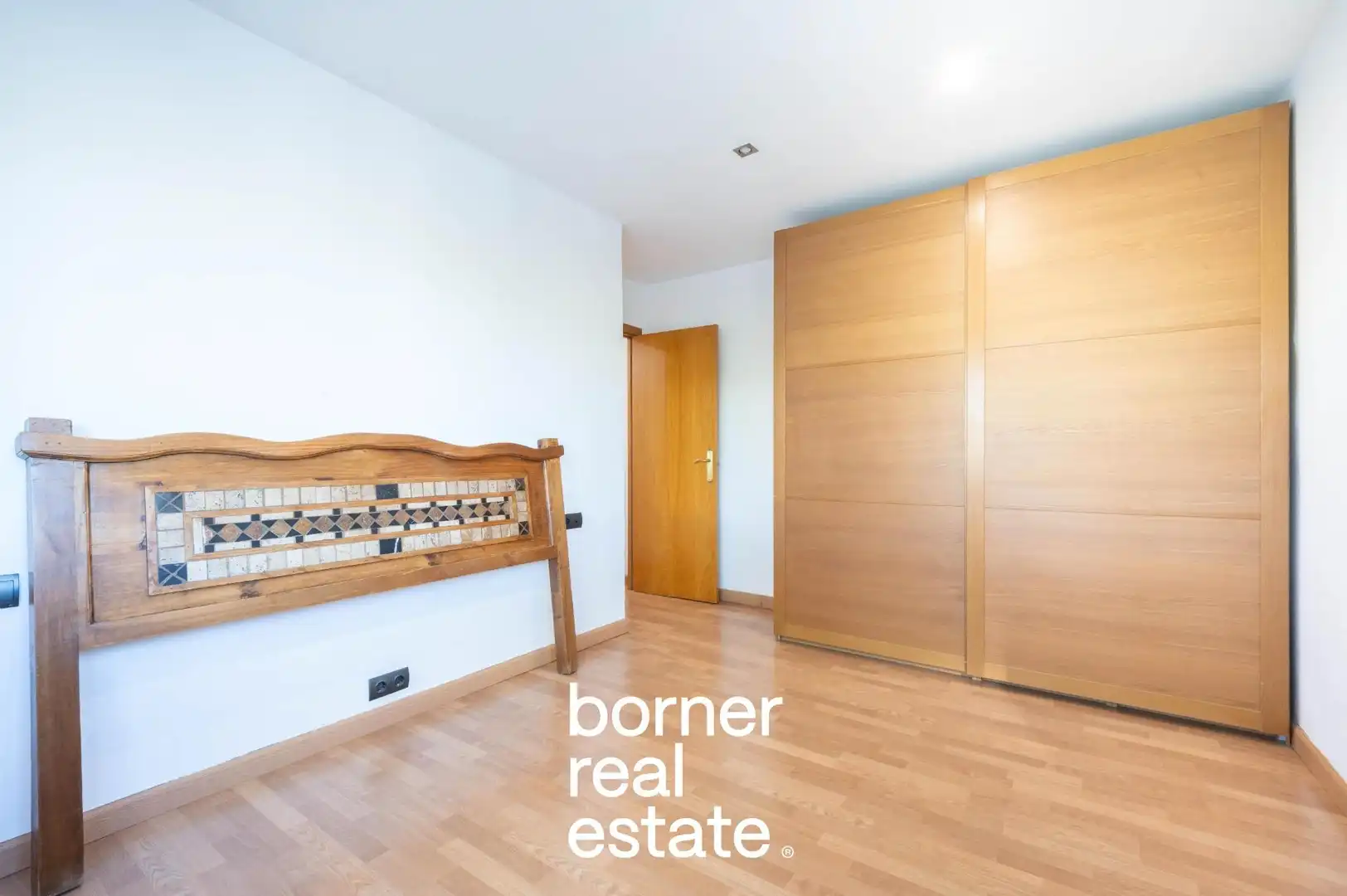 Piso en venta en Rubí con Aire acondicionado, Calefacción y Parquet