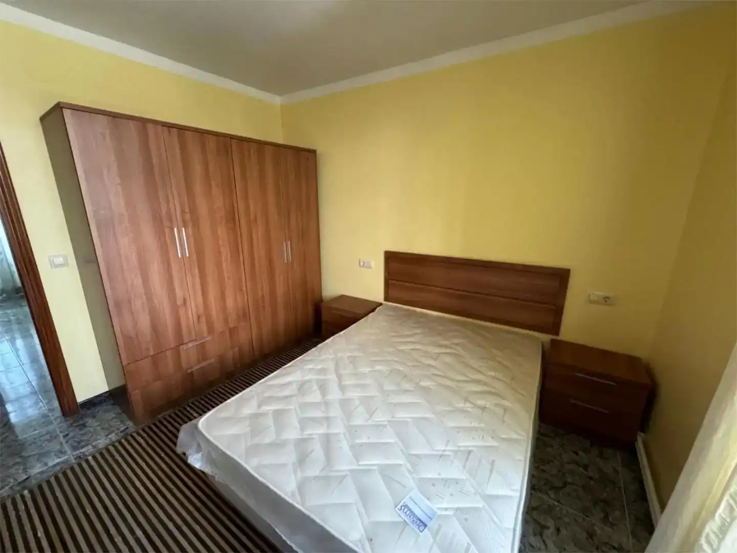 Schlafzimmer von Wohnung zum Verkauf in Negreira mit Privatgarten und Möbliert