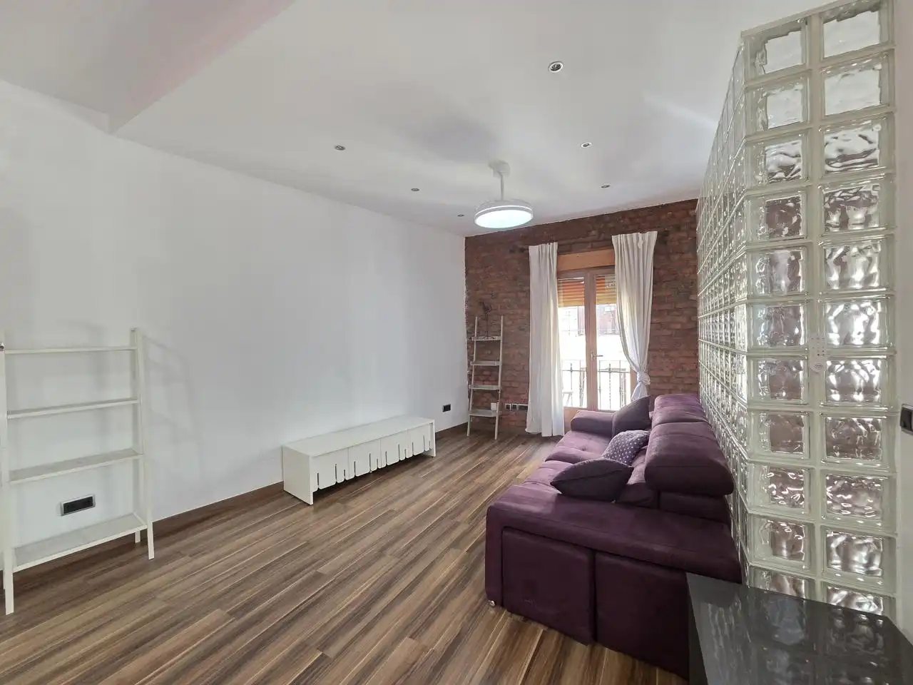 Living room of Flat for rent in Madrid  with Heating