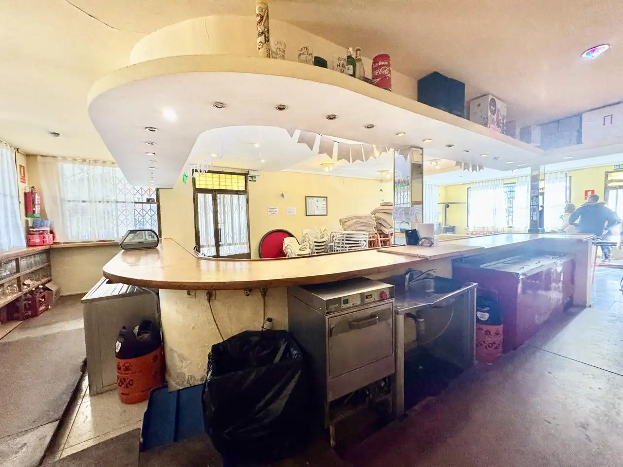 Cocina de Local en venta en Maello con Aire acondicionado