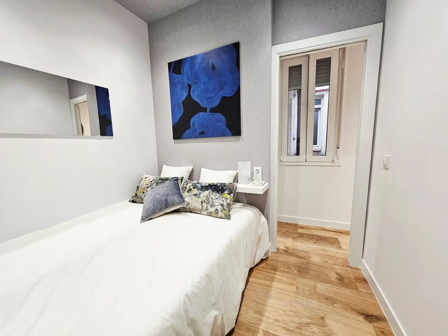 Dormitori de Apartament en venda en Madrid amb Aire condicionat, Calefacció i Moblat