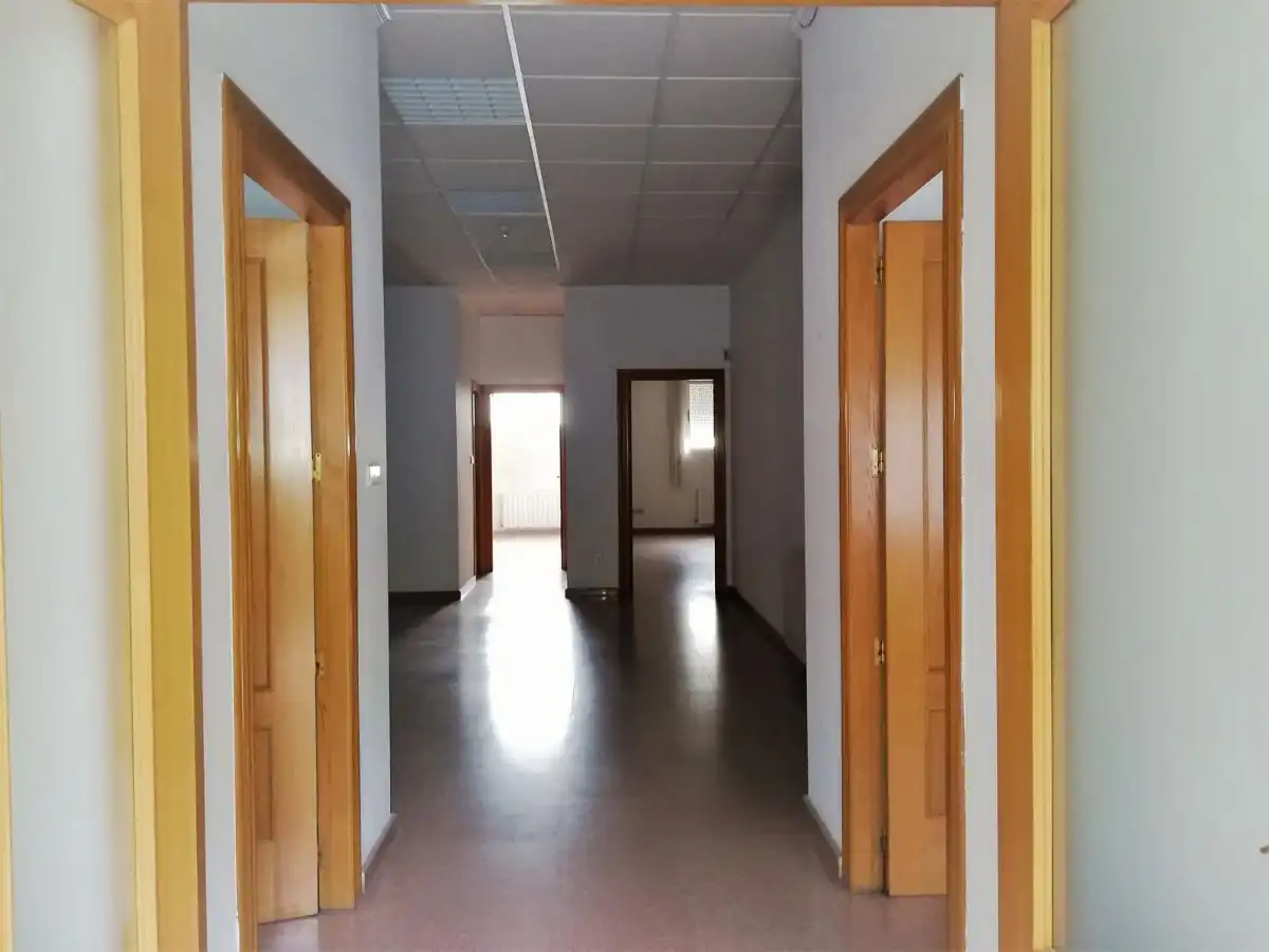 Local comercial de lloguer a La Roda, imagen 12