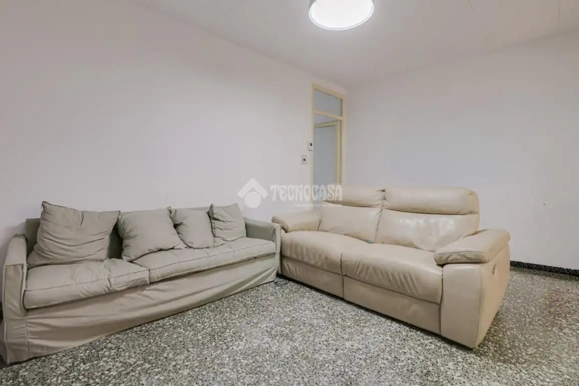 Sala d'estar de Casa o xalet en venda en Terrassa amb Calefacció i Terrassa