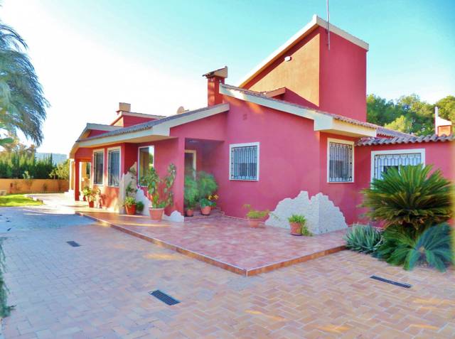 Casa-chalet en Venta en Santa Faz