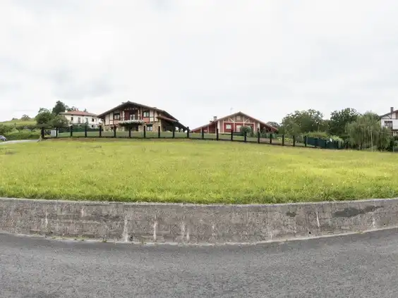 Residencial en venda en Murueta