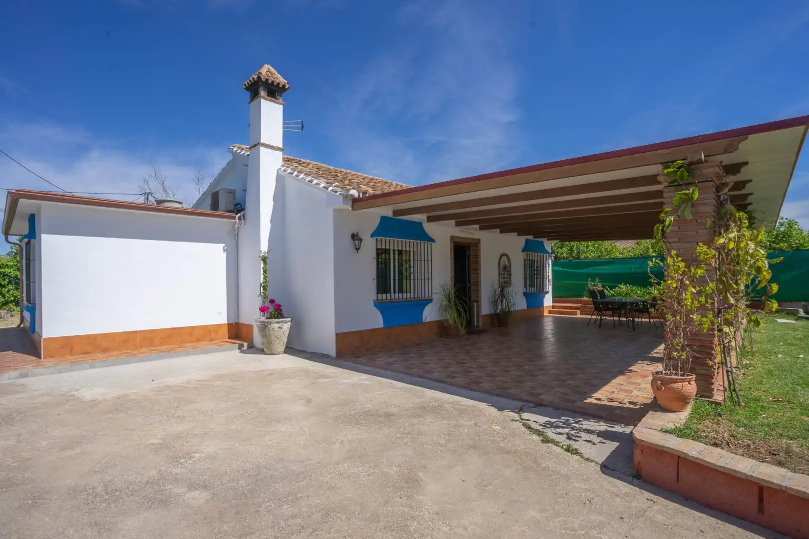 Chalet con piscina en venta en Centro, imagen 2