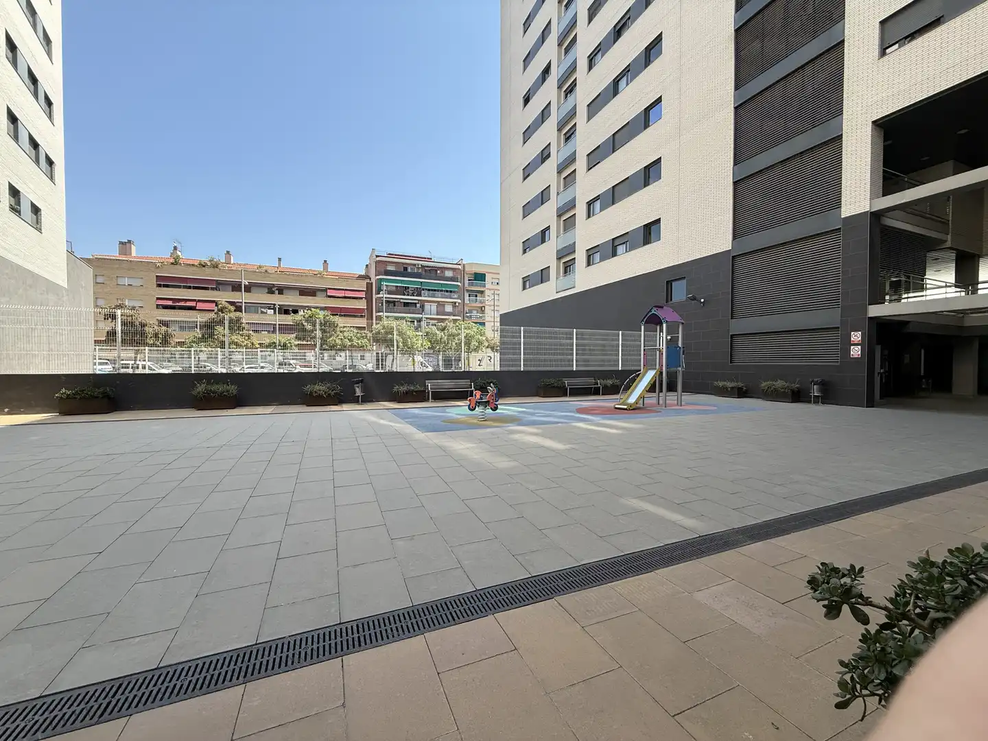 Terrassa de Local de lloguer en Badalona